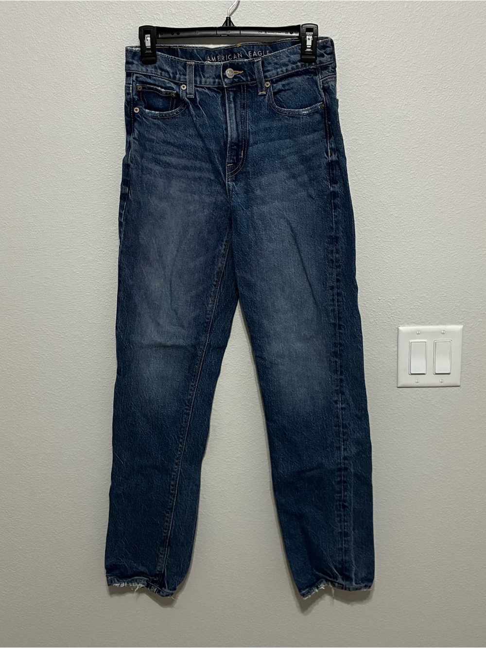 American Eagle Super High-Rise Straight Jeans Women’s Size 2 Regular Casual